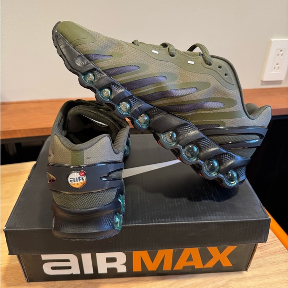 Nike Air Max DN8 NO BOX - Picture 2 of 4